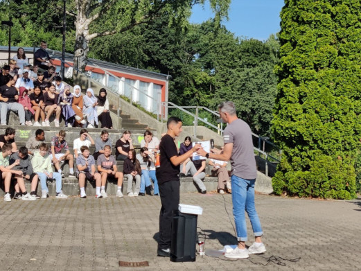 BJS Verleihung Übergabe durch FL 1